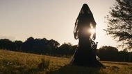 Still from The Woman in the Yard (Image via YouTube /@Universal Pictures)